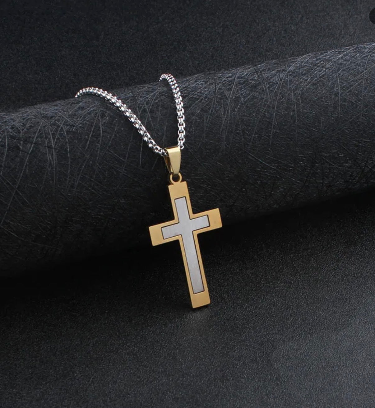 Collar Con Colgante De Cruz De Acero Inoxidable
