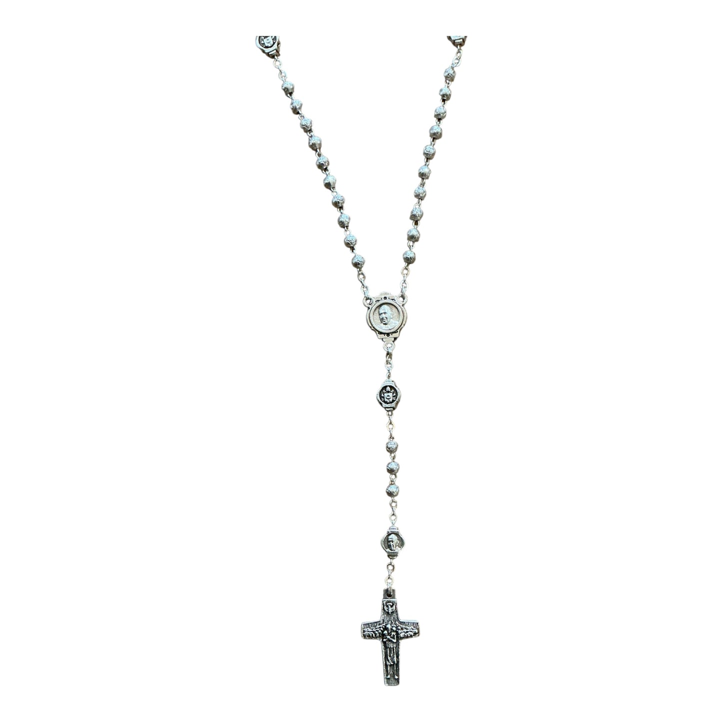 Rosario del Papa Francisco con estuche del Papa Francisco