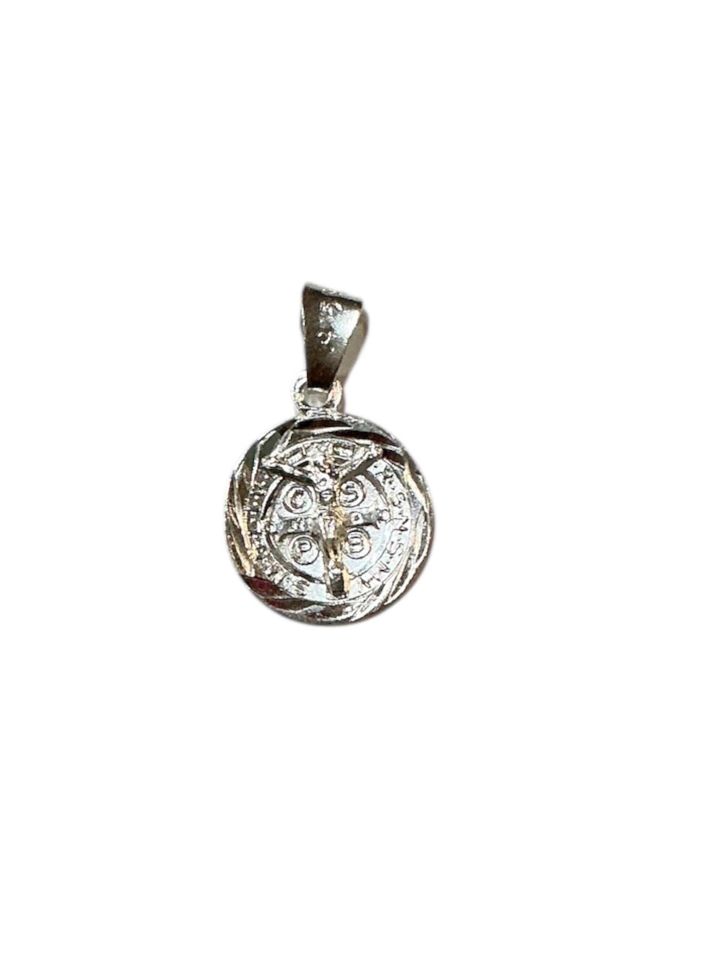 MEDALLA DE PLATA DE SAN BENITO CON CRISTO 0.6"H