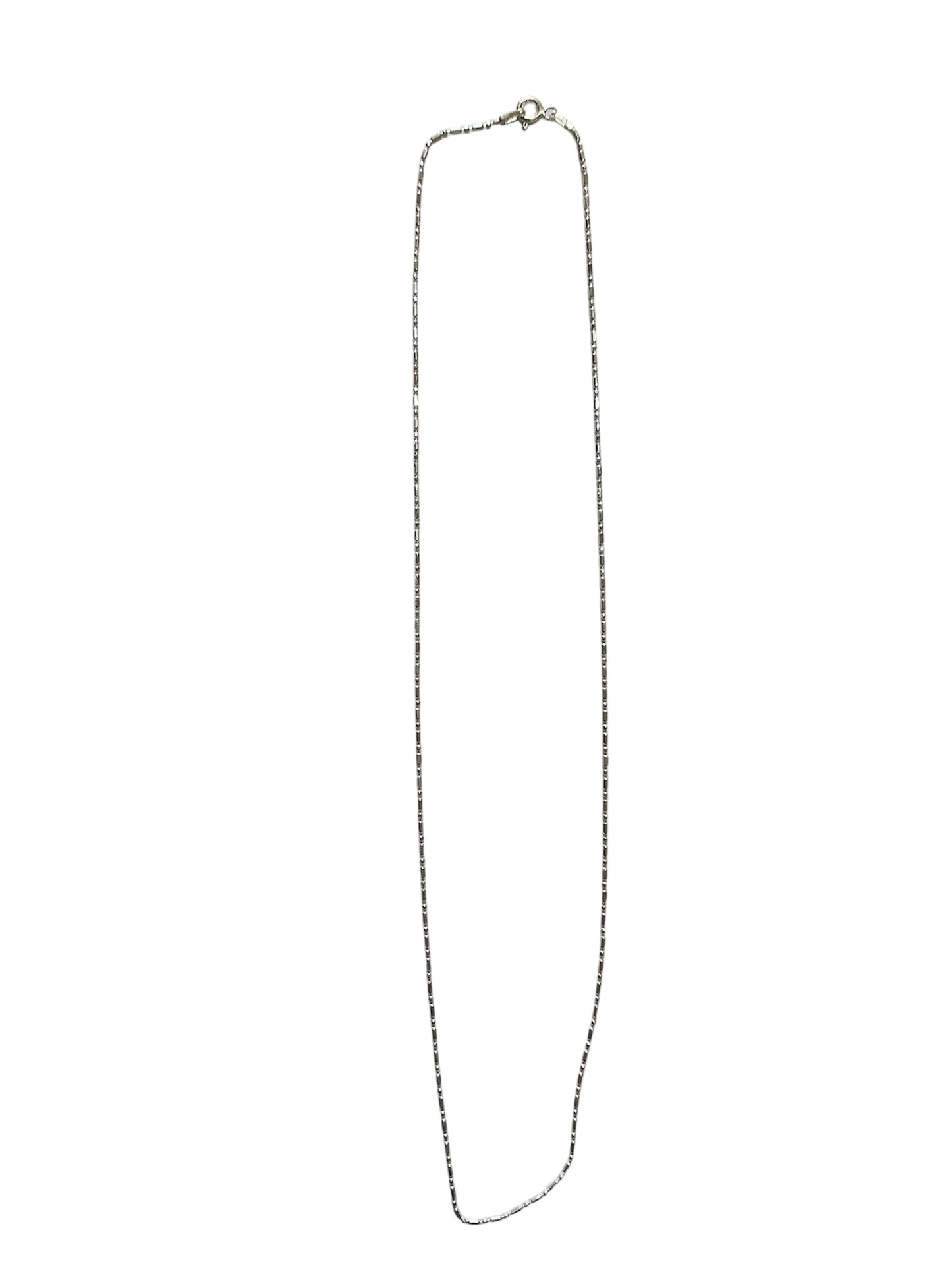 CADENA DE PLATA ESTILO DE BARRAS 18”