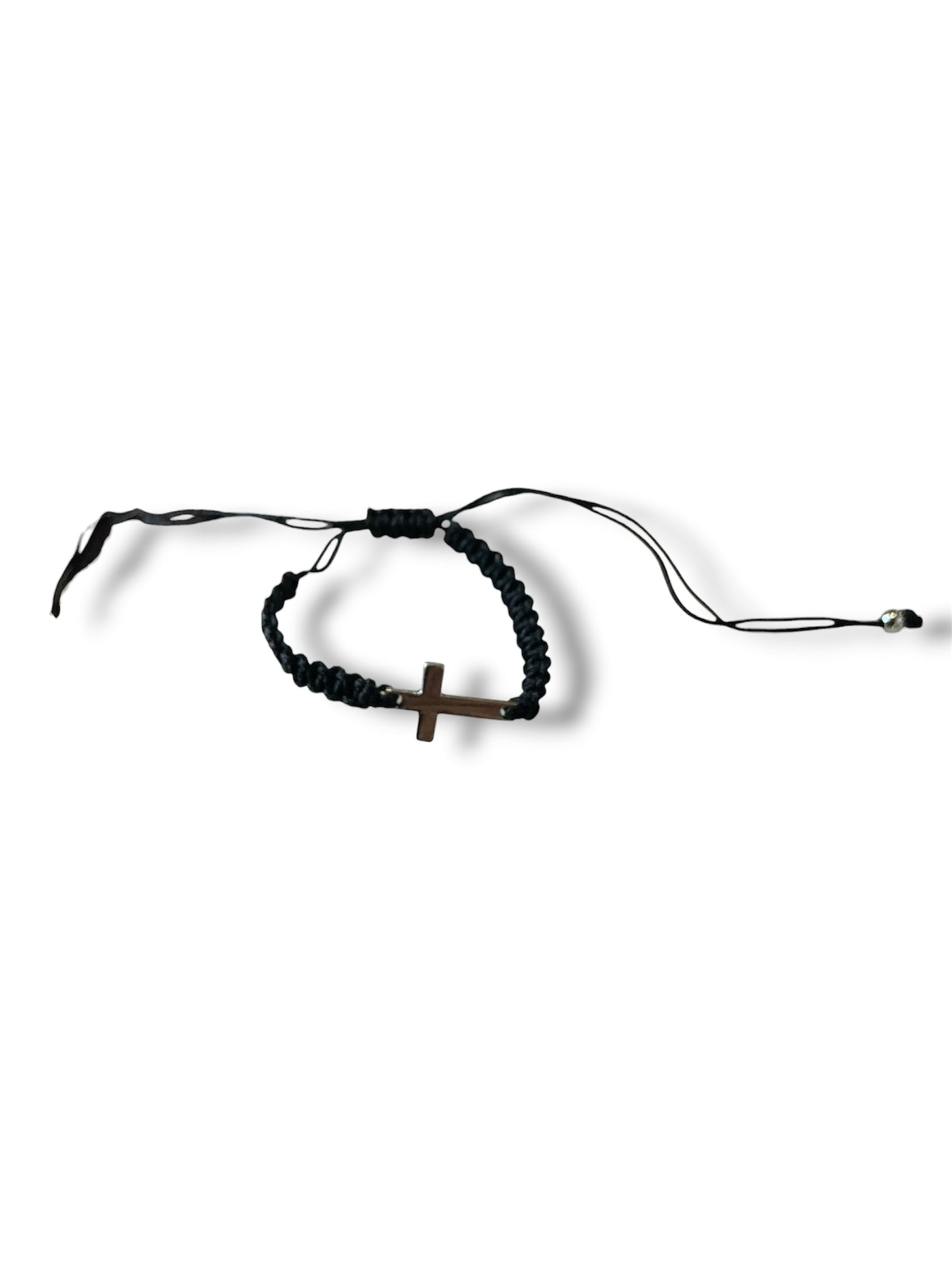 Pulsera de hilo negra con cruz