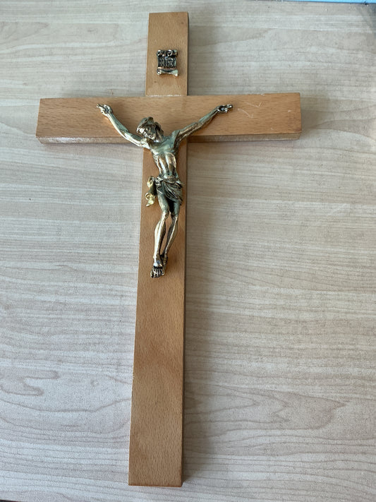 Wooden Cross Light wood