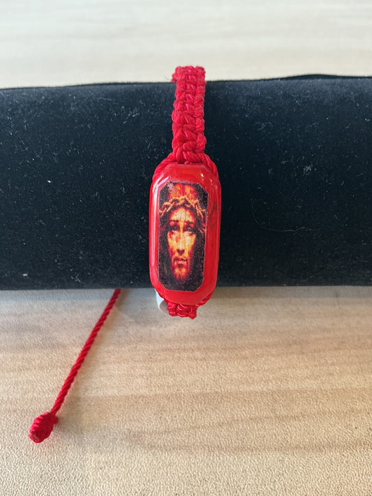 Pulsera de hilo rojo , madera con resina - Preciosa Sangre