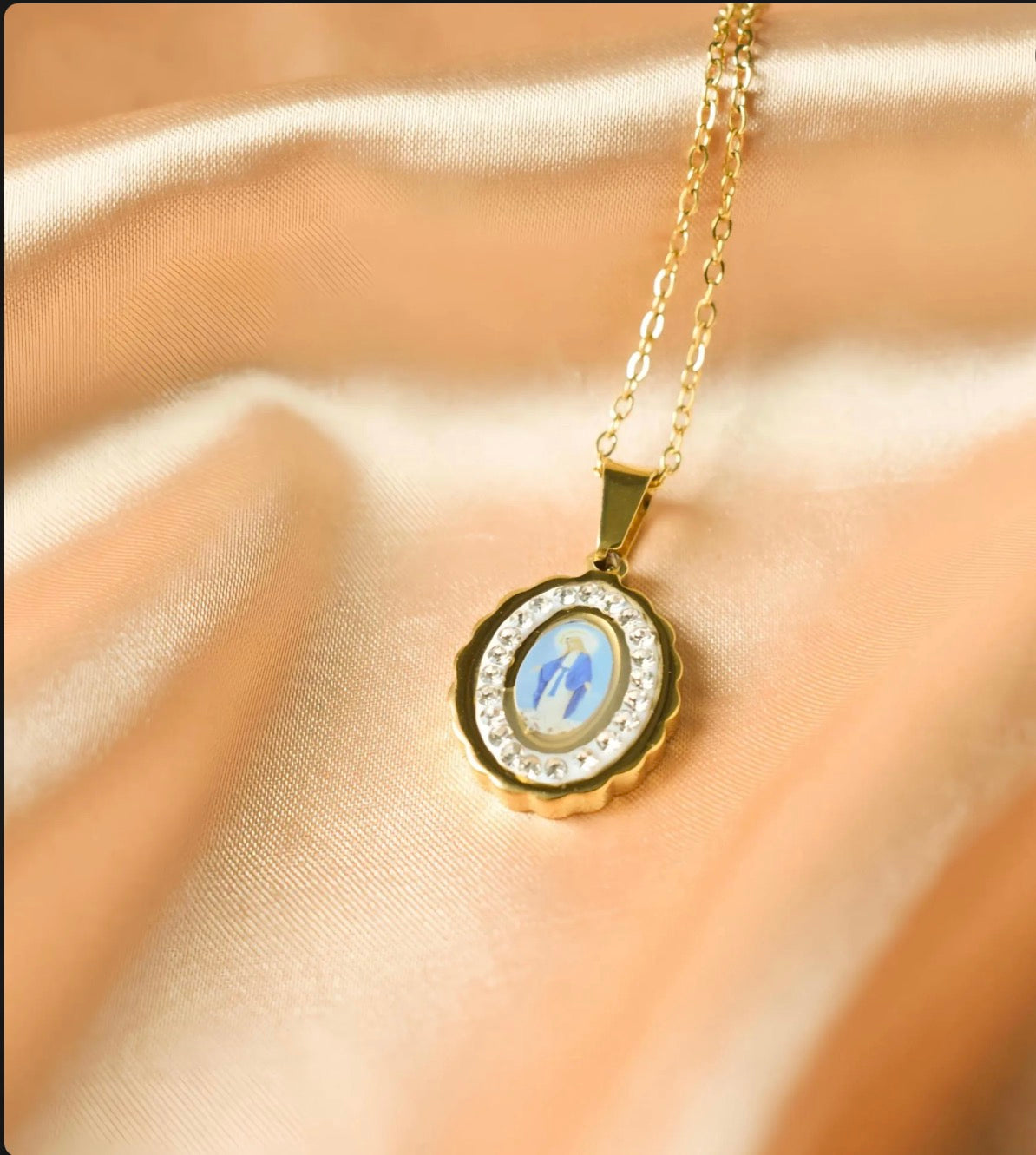 Collar Con Colgante De La Virgen María