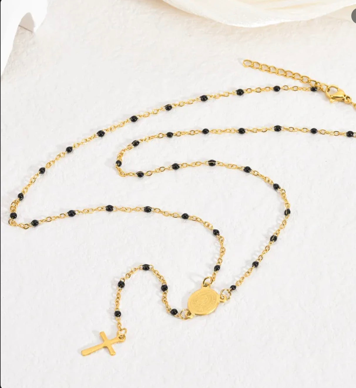 Collar Rosario Acero Inoxidable Chapado En Oro 18K