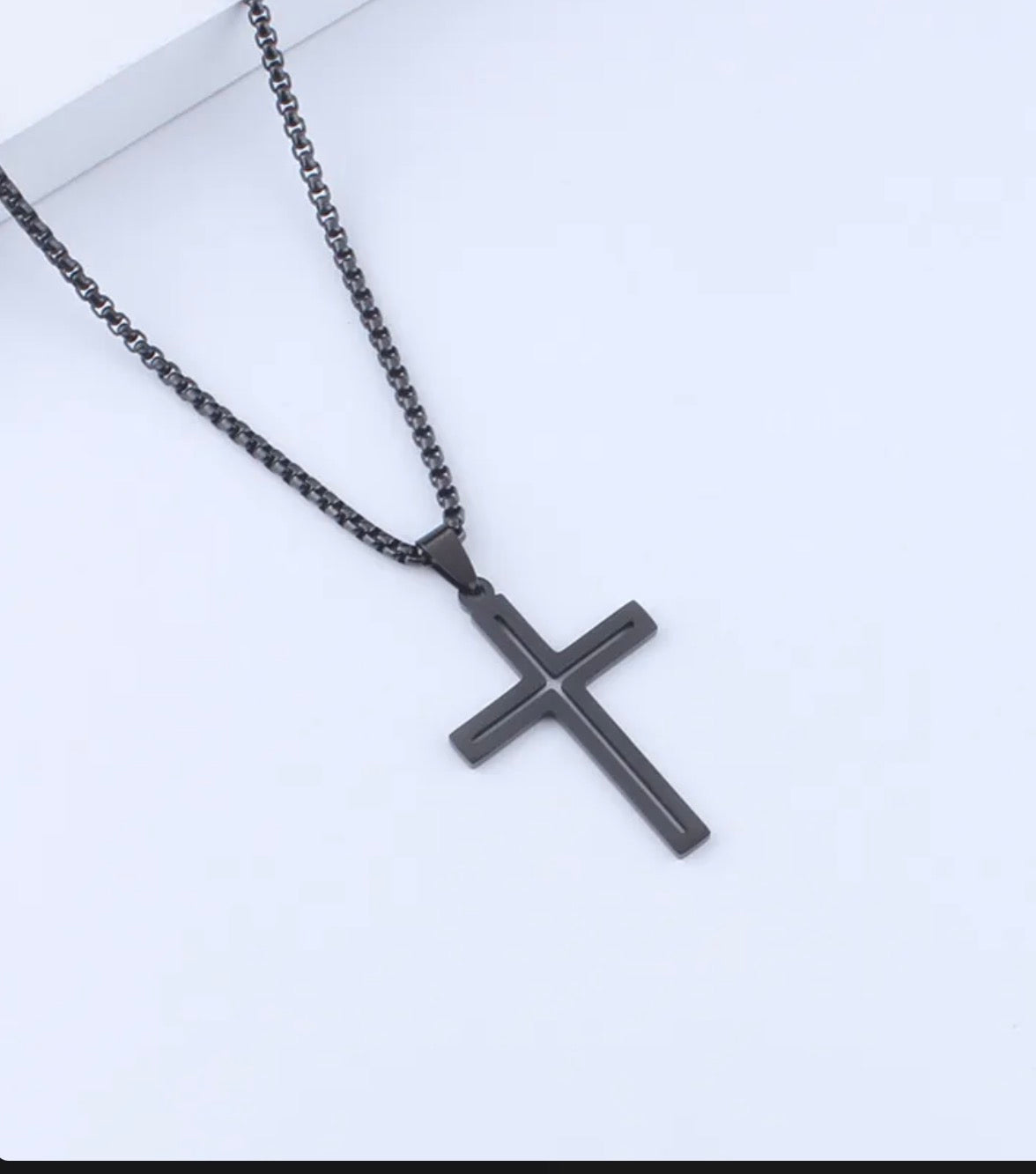 Collar Con Colgante De Cruz Hueca De Acero Inoxidable
