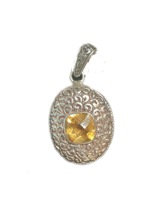 Medal Silver with rock color ambar