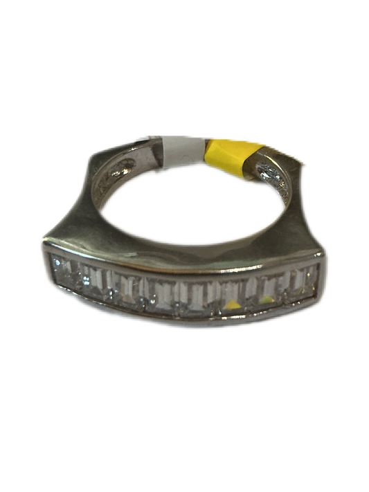Silver Ring With Zirconias Size# 8