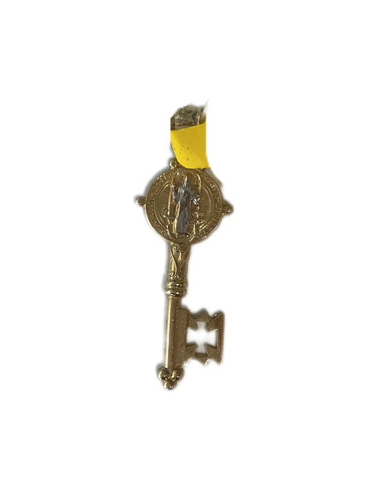 Medal Gold St. Benedict Key