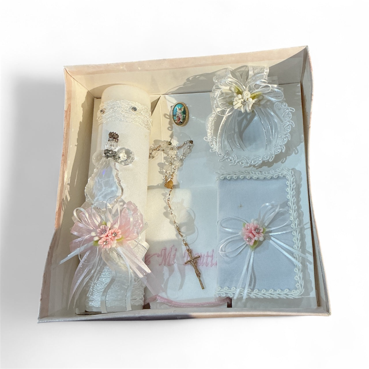 Baptism candle set for Girls, white with candle with angel and pink flowers, baptismal towel, shell, rosary, guardian angel medal spanish