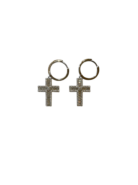 ARETES DE PLATA CON CRUZ