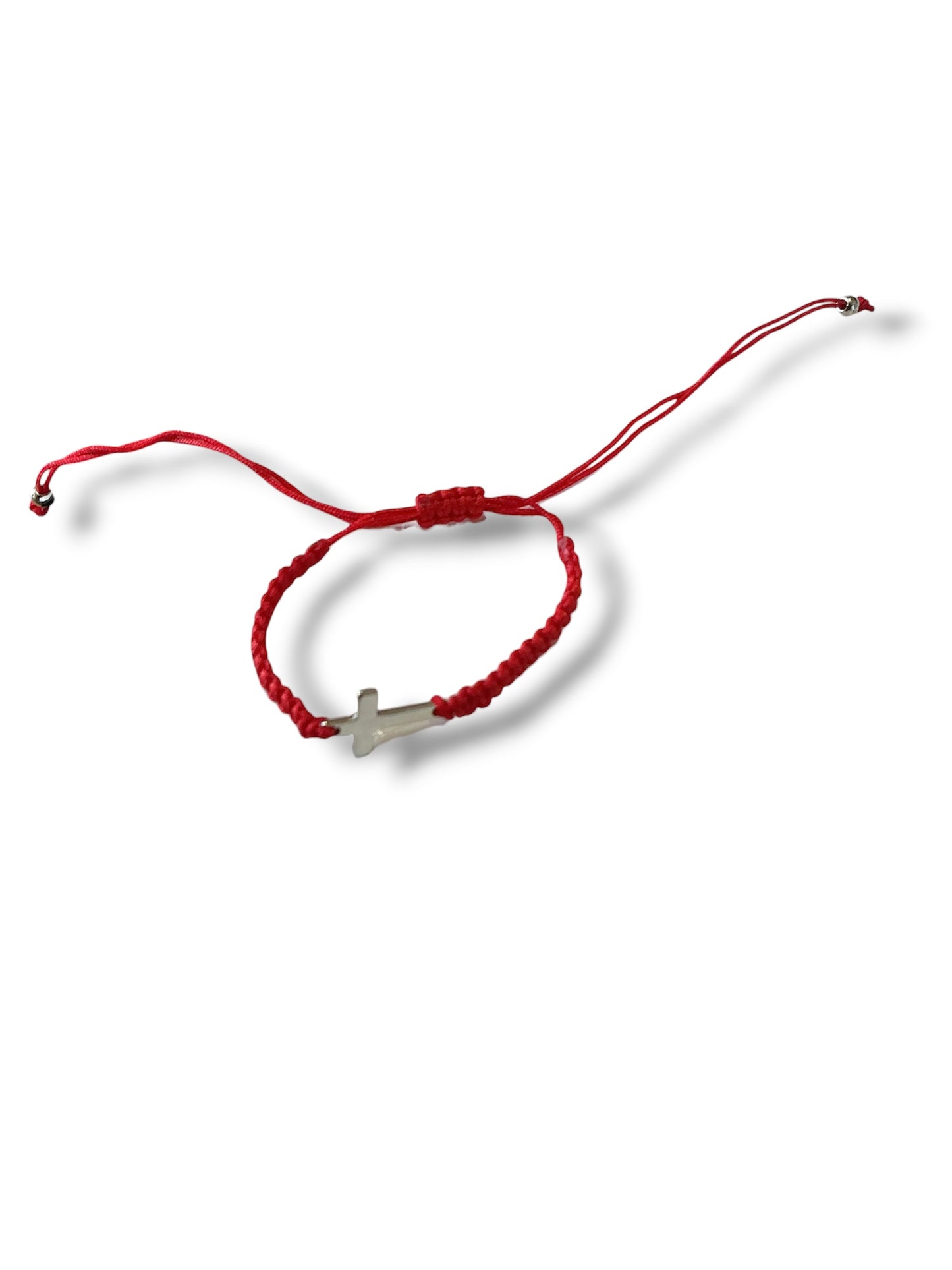 Pulsera de hilo roja con cruz